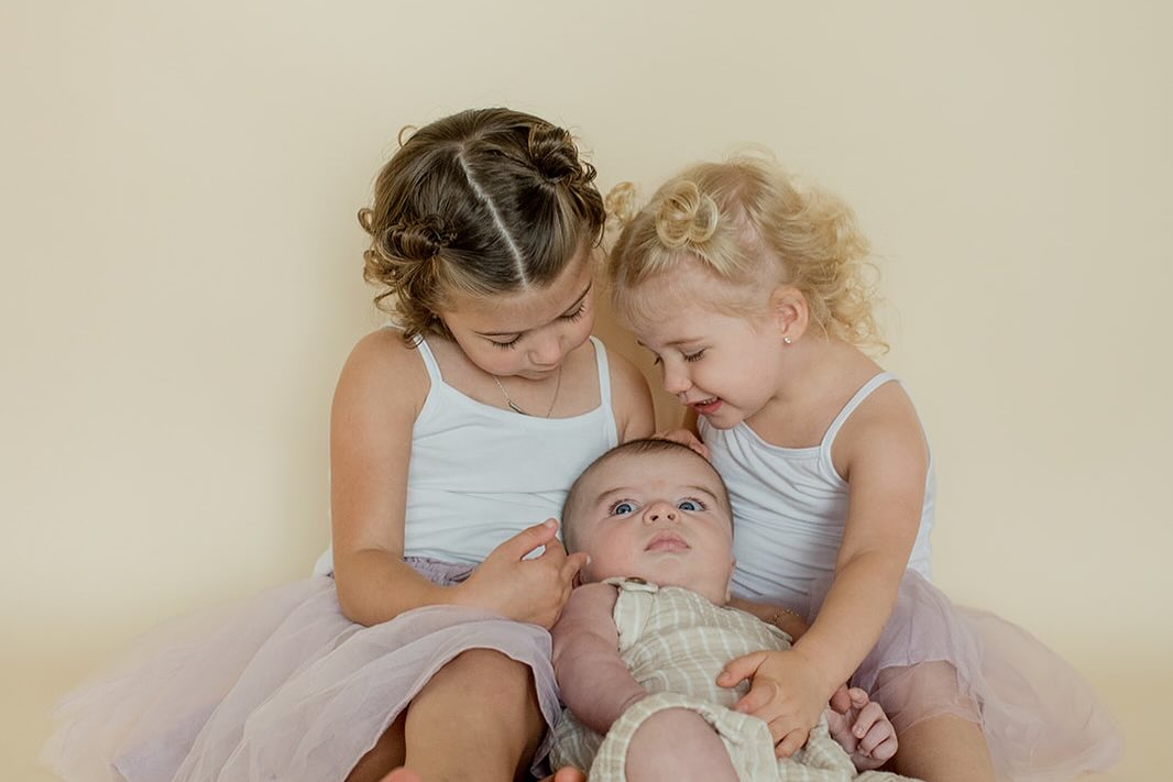 Photo of Charlie and her siblings